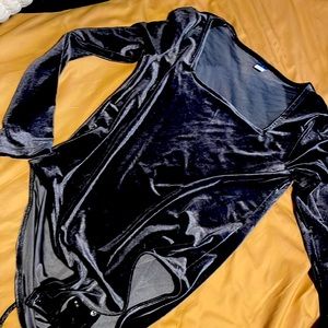Large Old Navy black velvet square neck bodysuit never worn NWOT